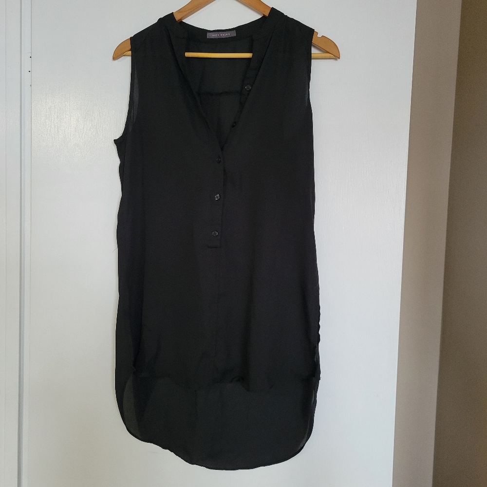 Suzy Shier Top